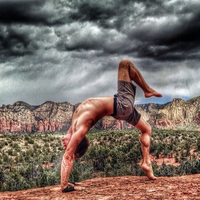 Yoga For Men: 10 Yoga Poses For Strength And Flexibility